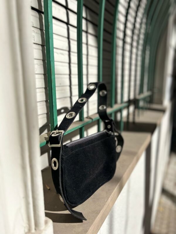 Cartera Karl gamuza negra - Imagen 4